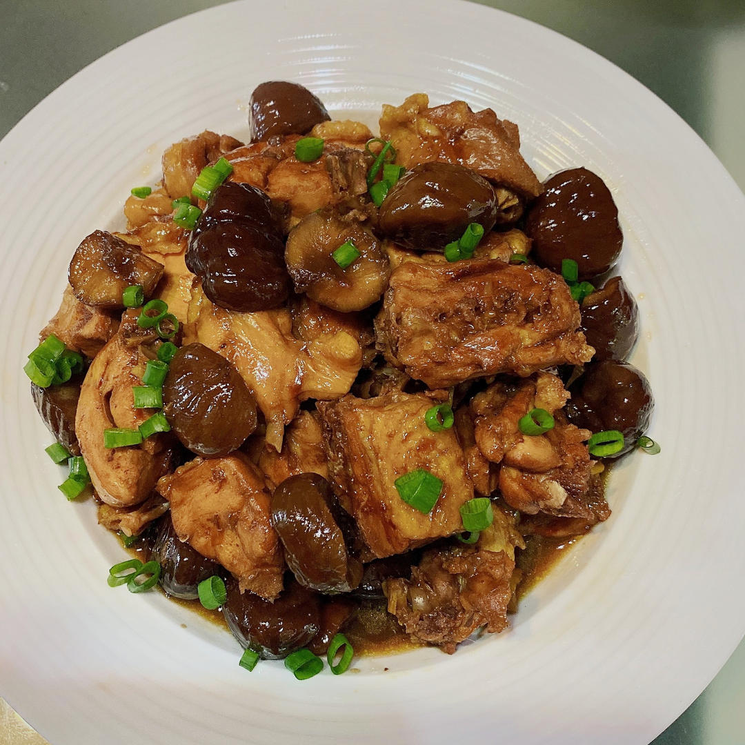 红烧栗子鸡块