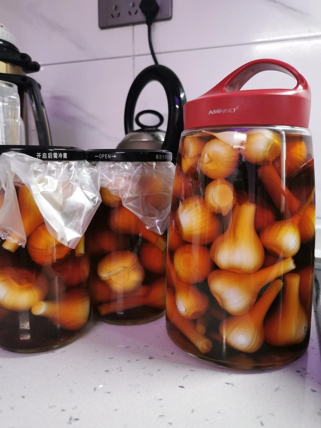 厨师长教你：“糖蒜”的家常做法，开胃解暑味道很赞，先收藏起来