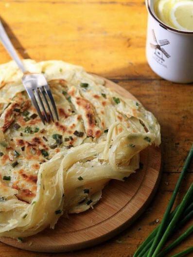 葱油酥饼的做法