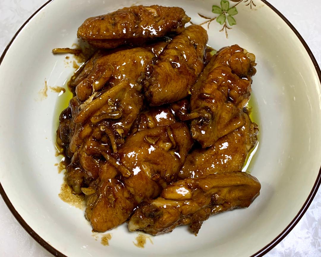 姜丝可乐鸡翅的做法