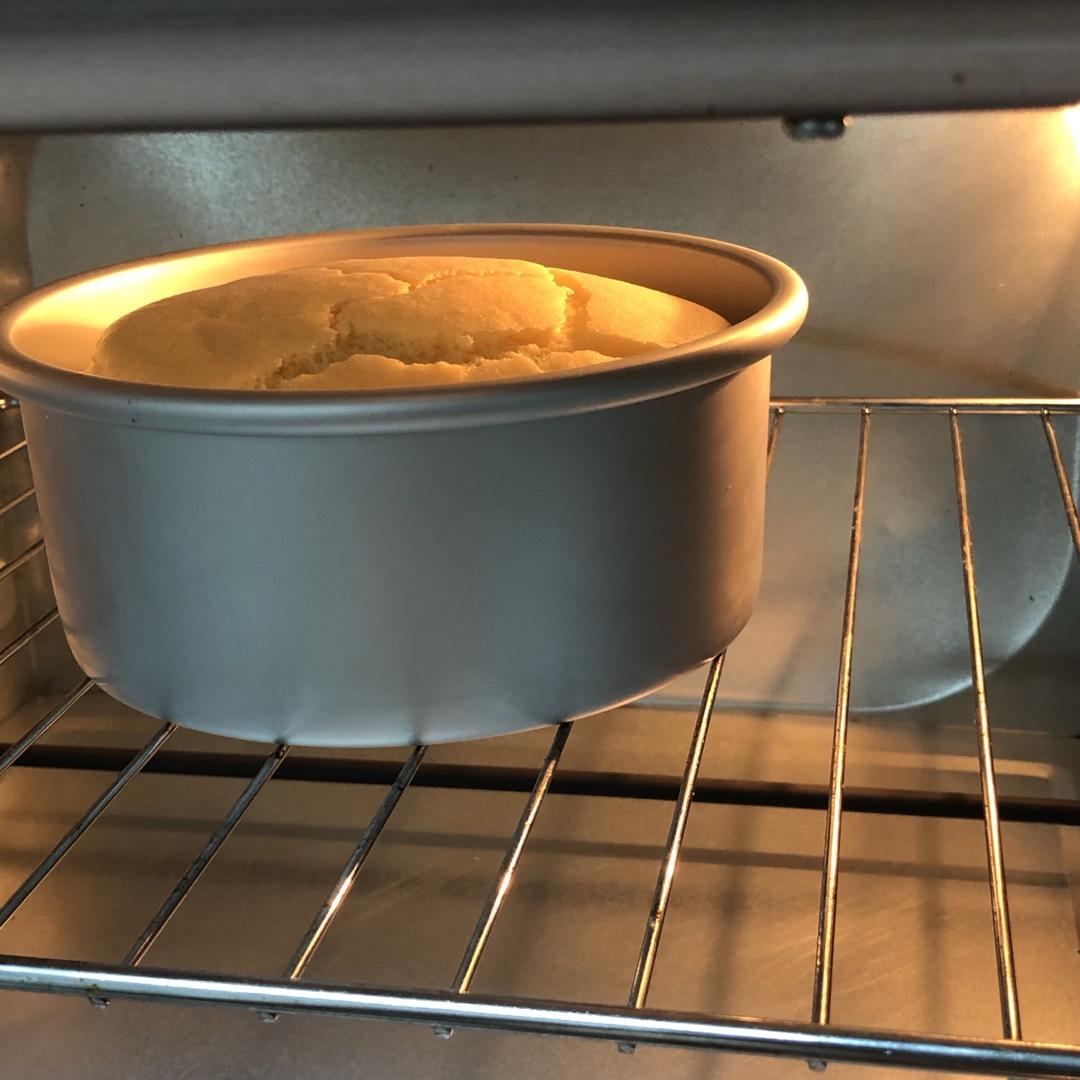 简单易成功的古早蛋糕 戚风蛋糕
