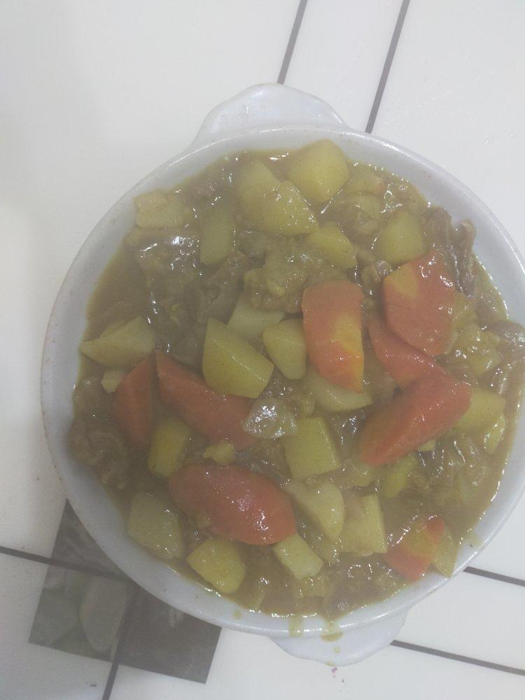 日式牛肉咖喱饭