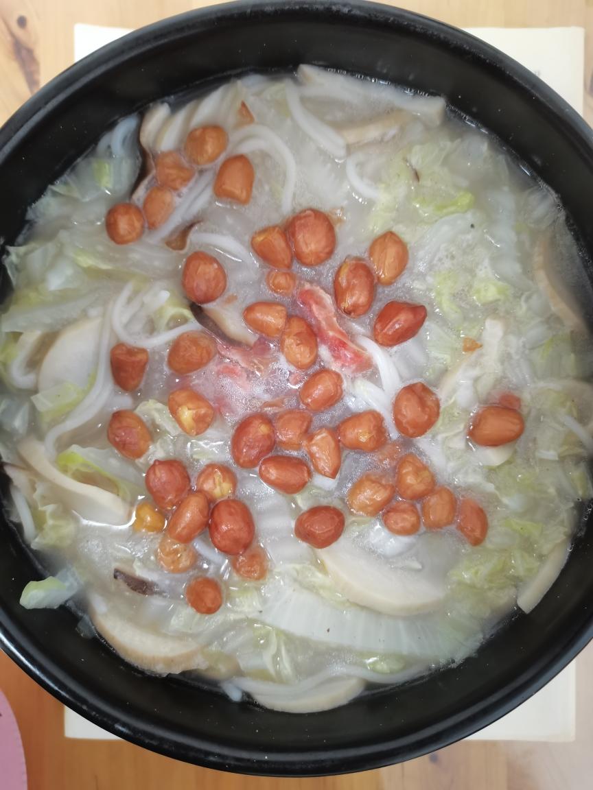 米线砂锅的做法