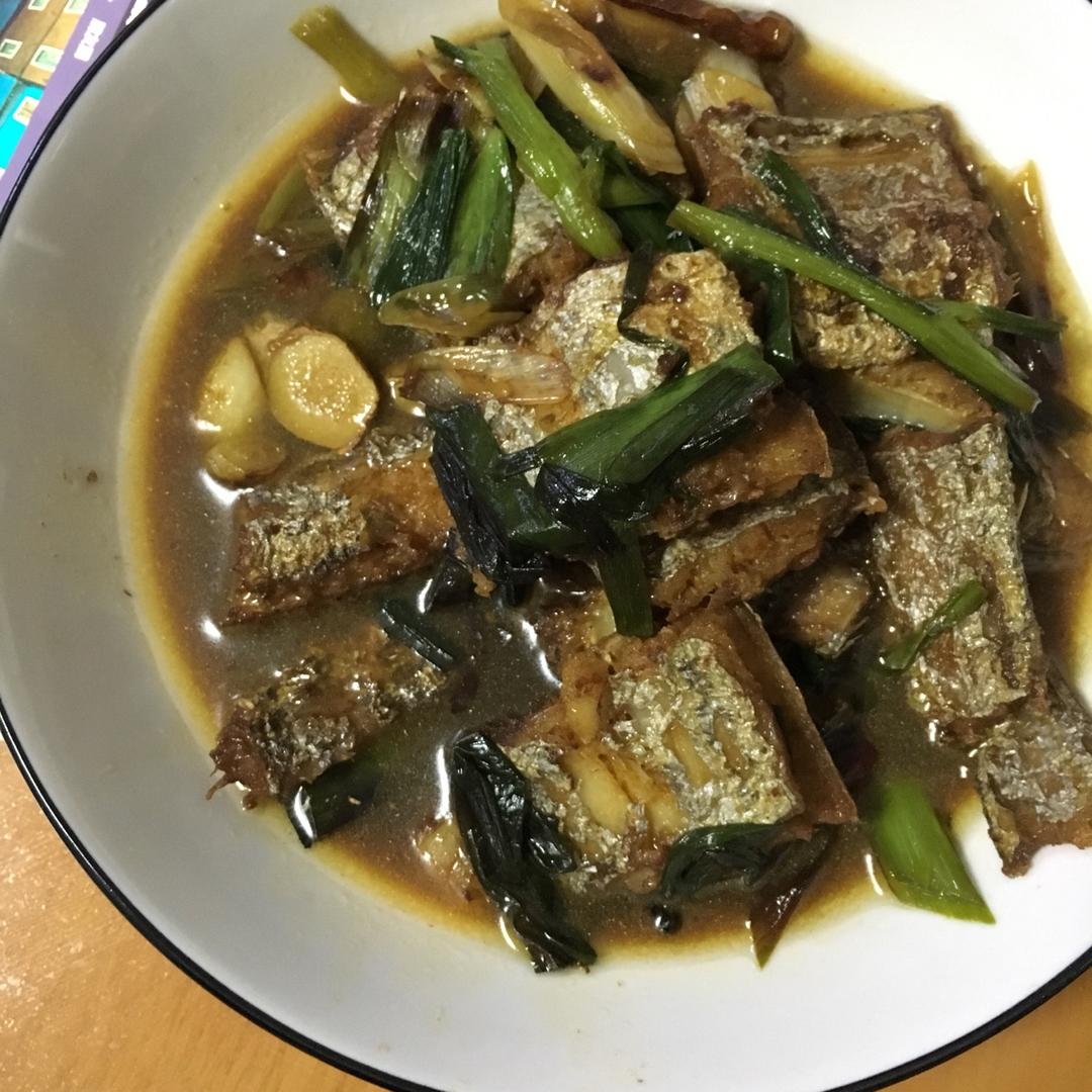 年菜红烧带鱼，在年夜饭上露一手吧！（多动图）