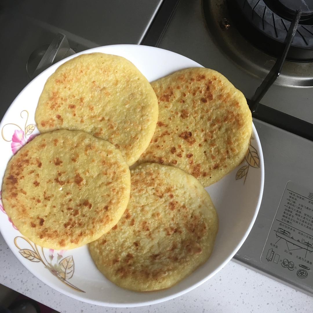 辅食：儿童食谱之香蕉小饼