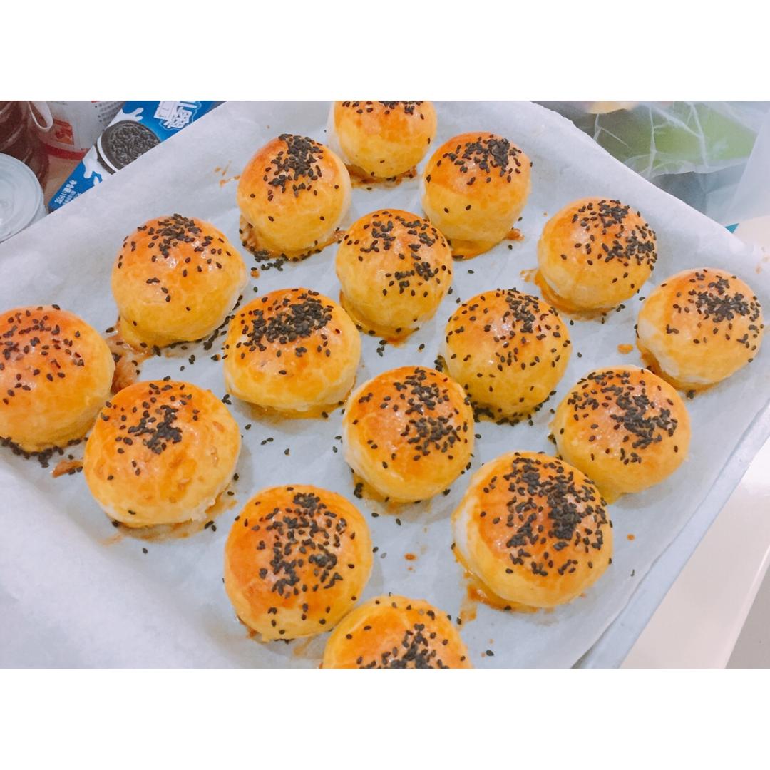 蛋黄酥