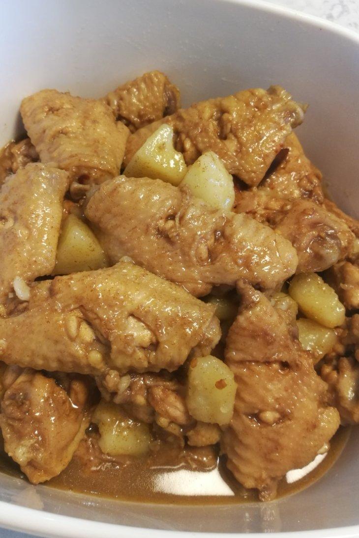 小璐美食做的小璐红烧鸡翅炖土豆(挚爱版)
