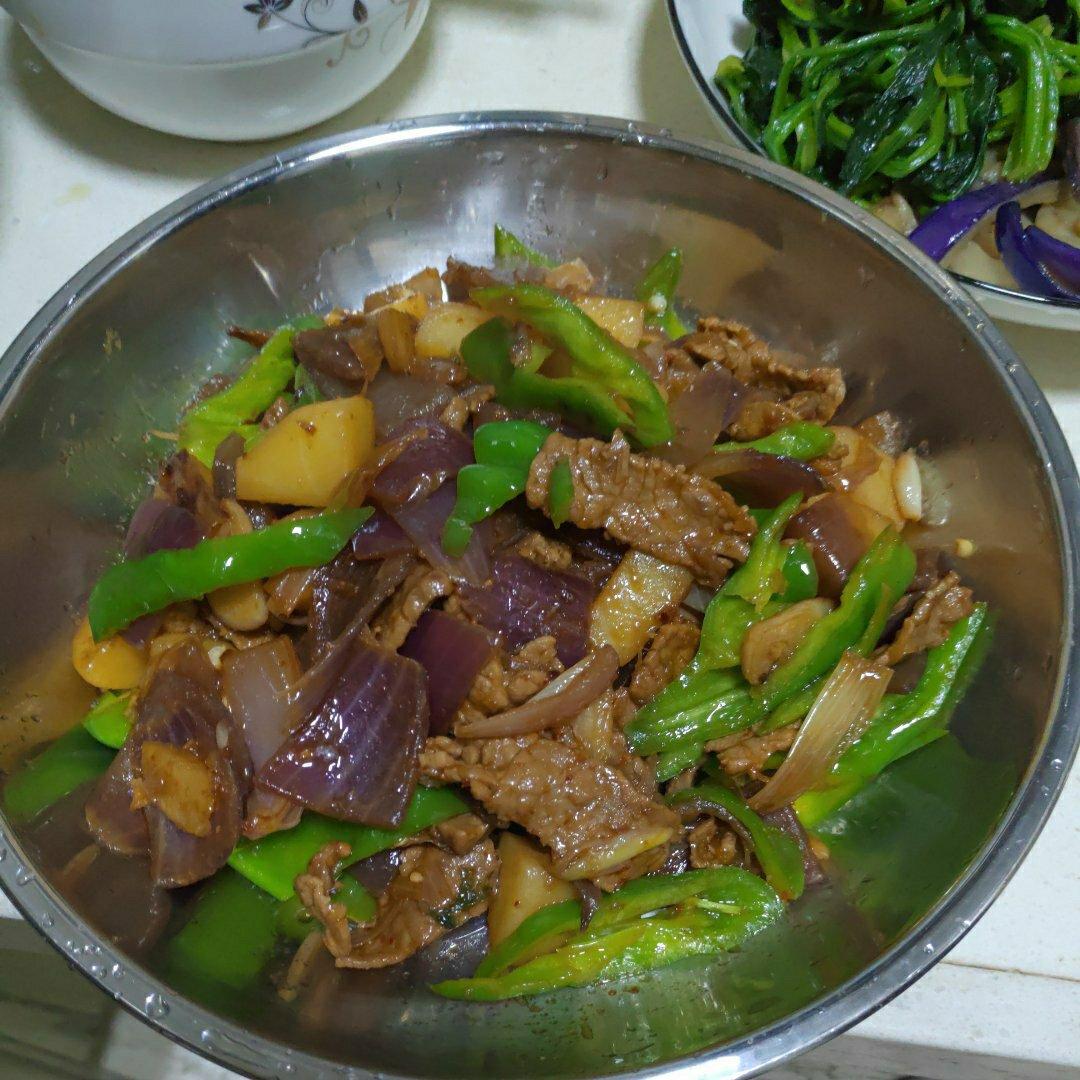 简单的洋葱炒牛肉
