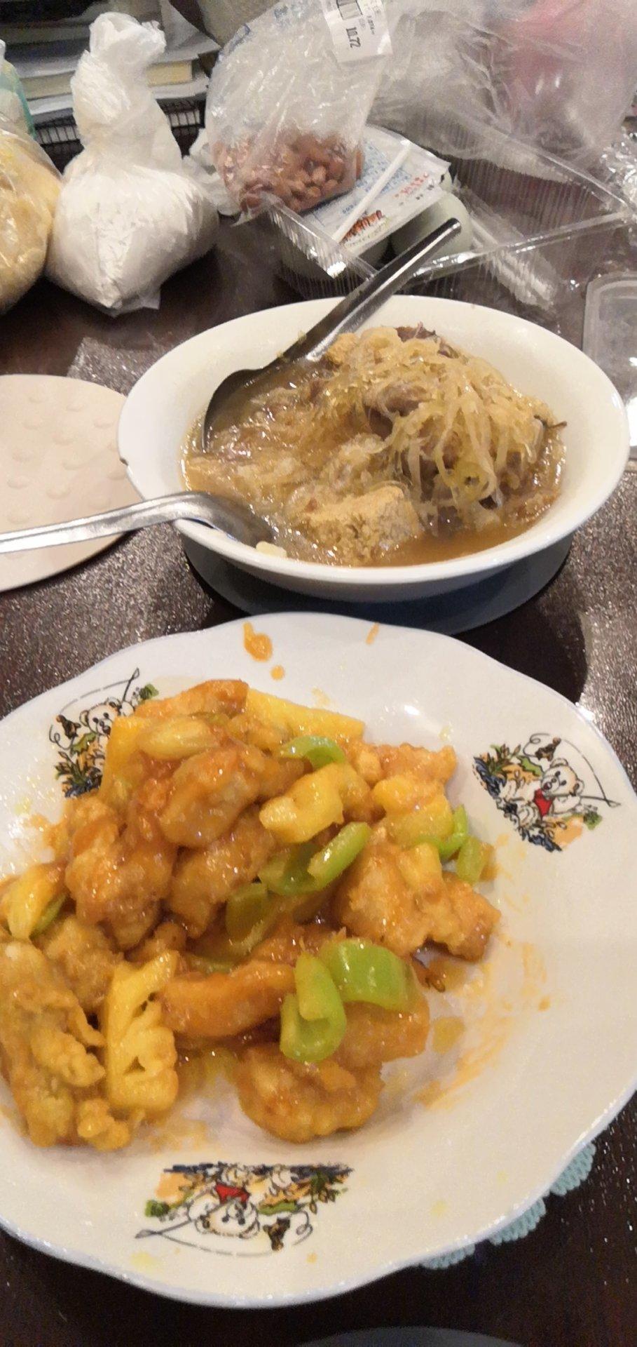 菠萝咕咾肉，咬一口不老的灵魂