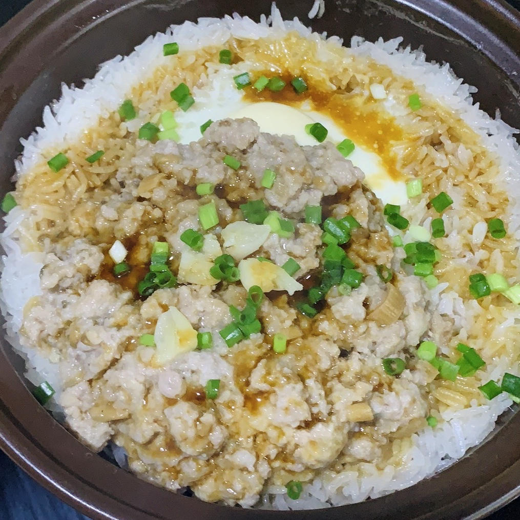 shuanxue做的肉饼煲仔饭