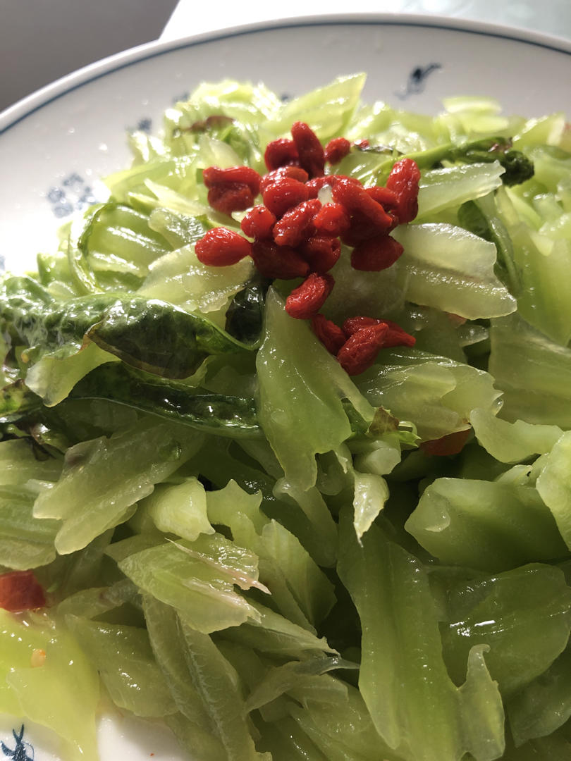 凉拌莴笋丝