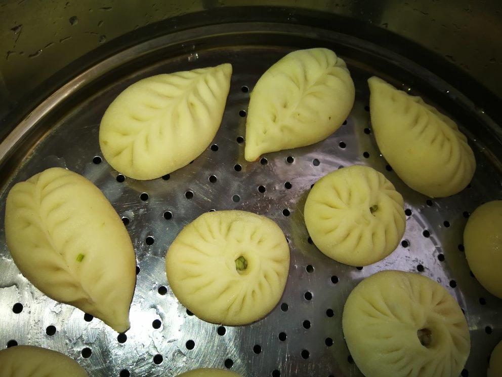 萝卜粉条麦穗包子Turnip & GlassNoodle Steamed Dumplings