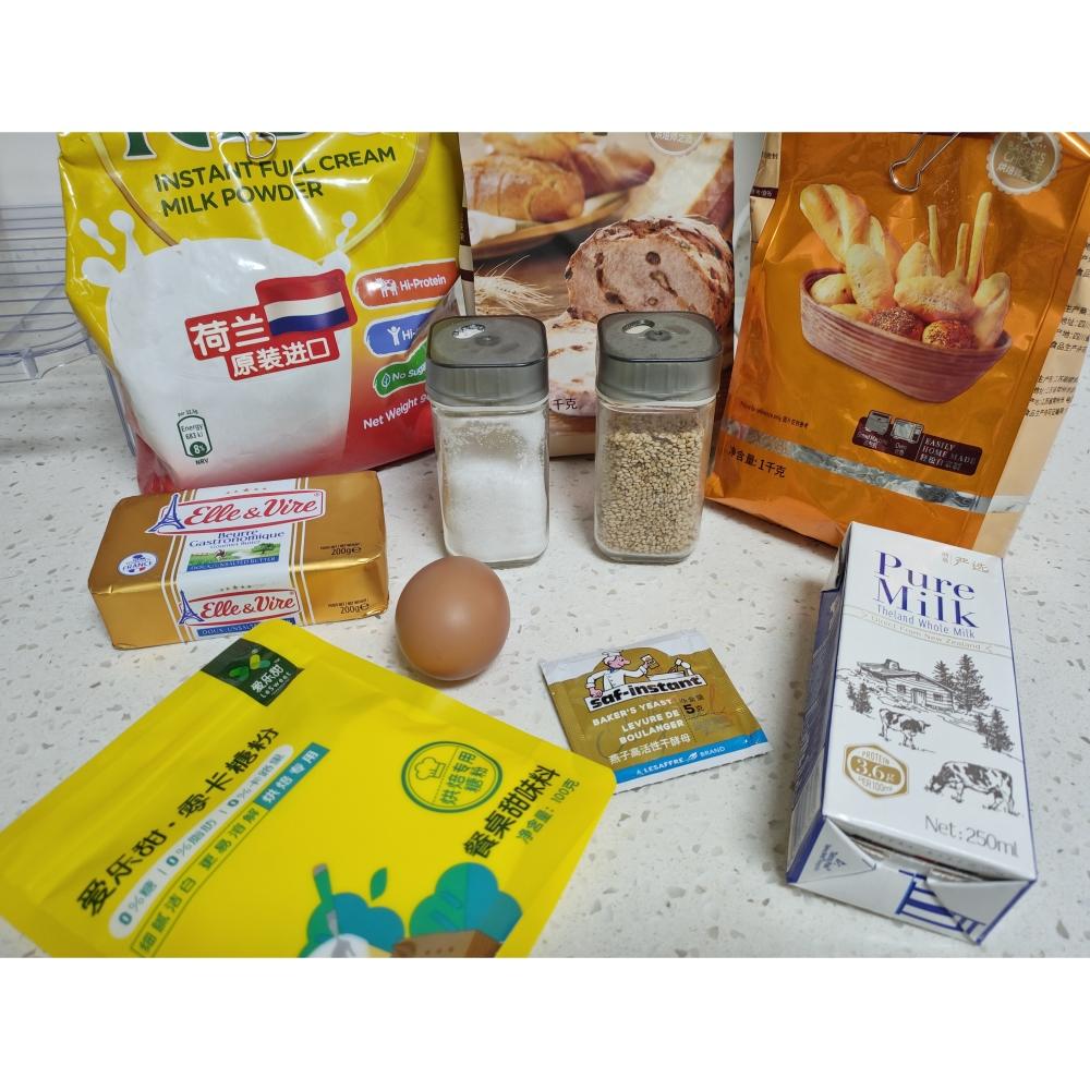 纯奶手撕吐司的做法 步骤1