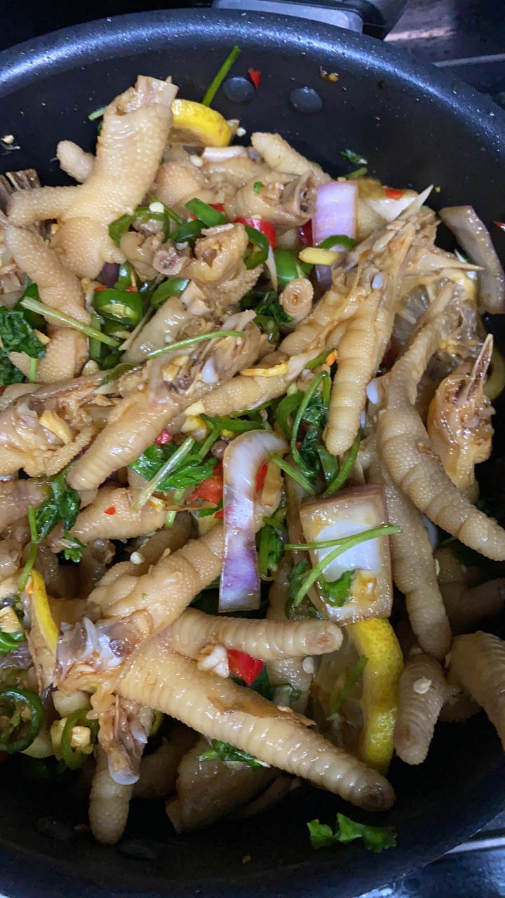秘制柠檬酸辣鸡爪