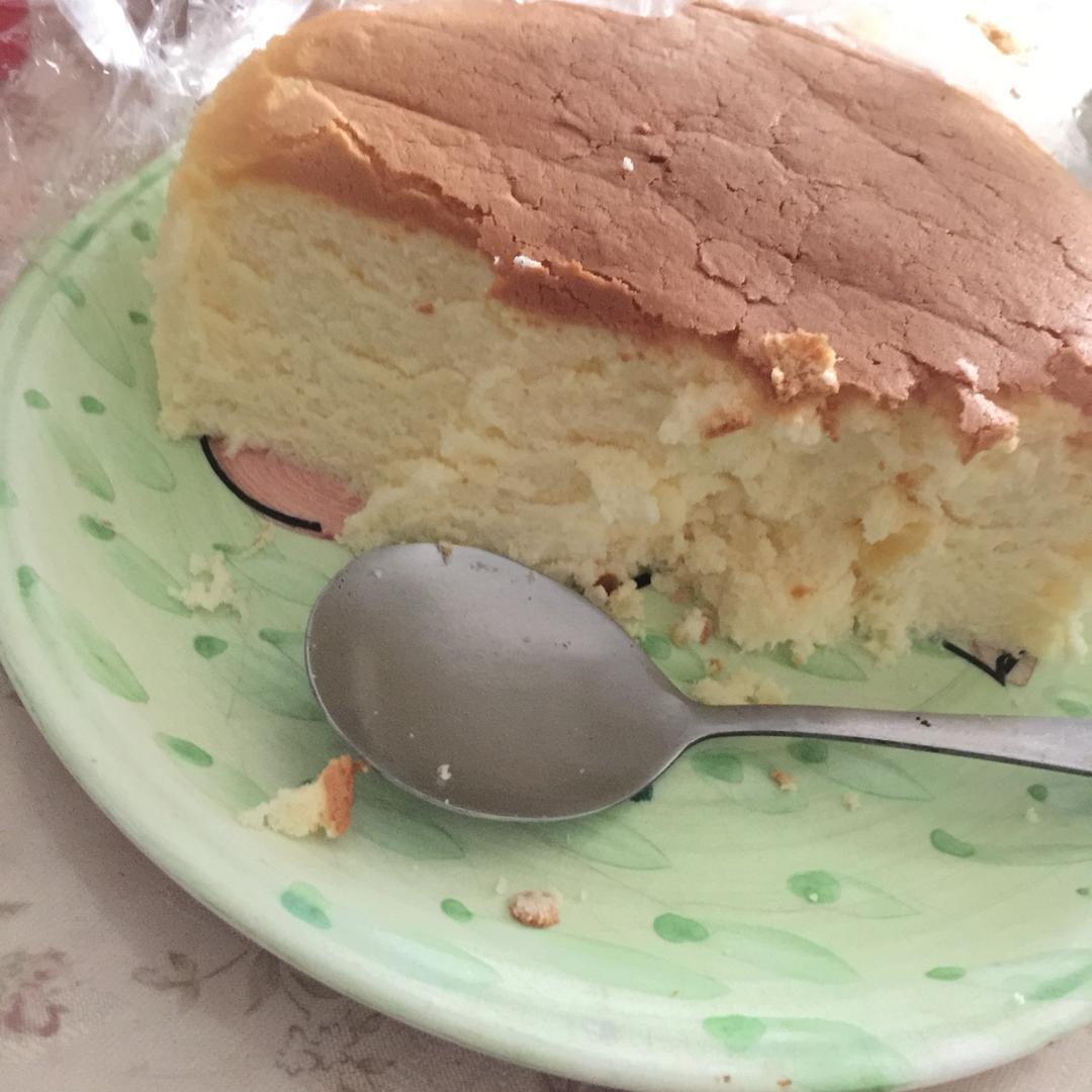 6寸轻芝士蛋糕(乳酪戚风蛋糕)