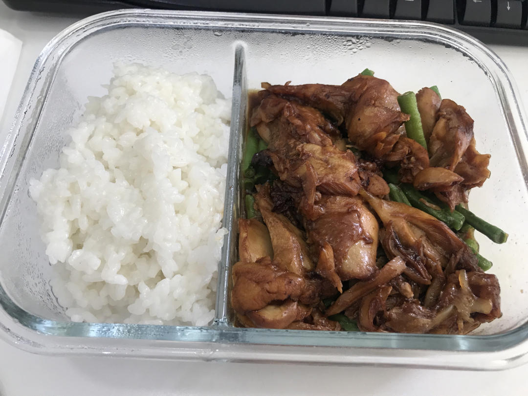 红烧鸡腿