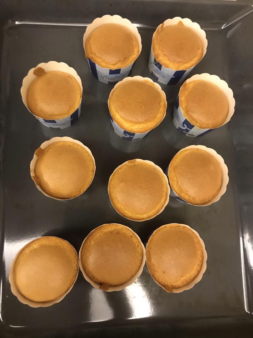 戚风小纸杯蛋糕