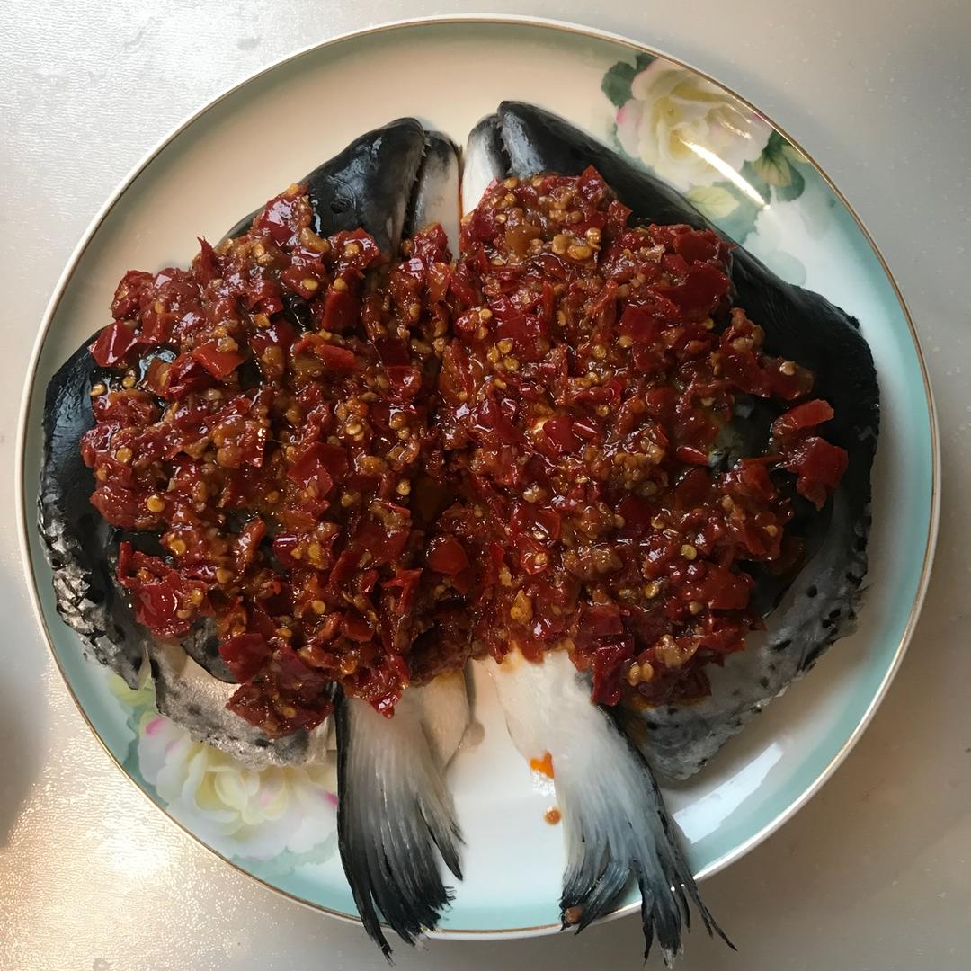 剁椒三文鱼头