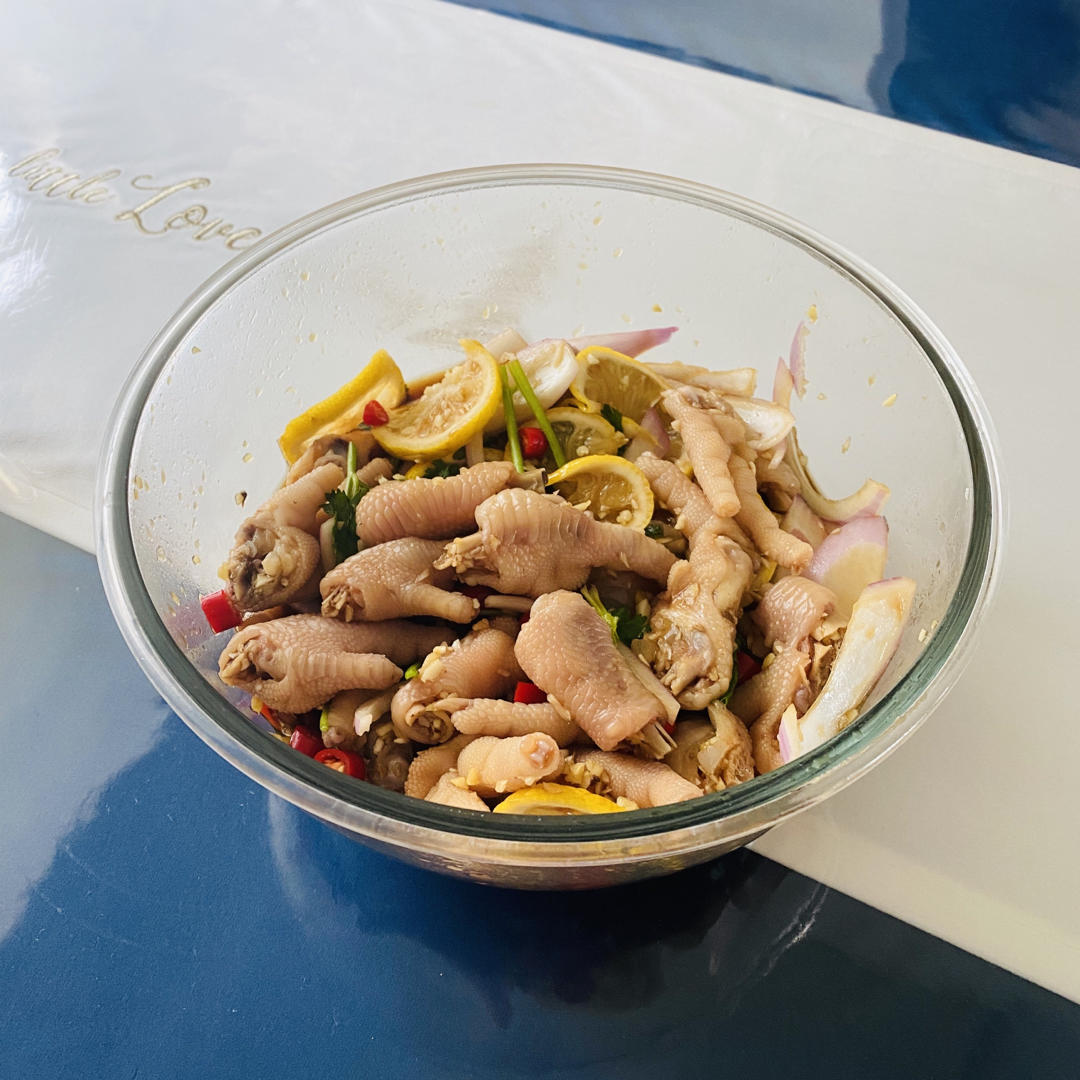 【柠檬酸辣鸡爪】自制超级无敌美味的网红鸡爪