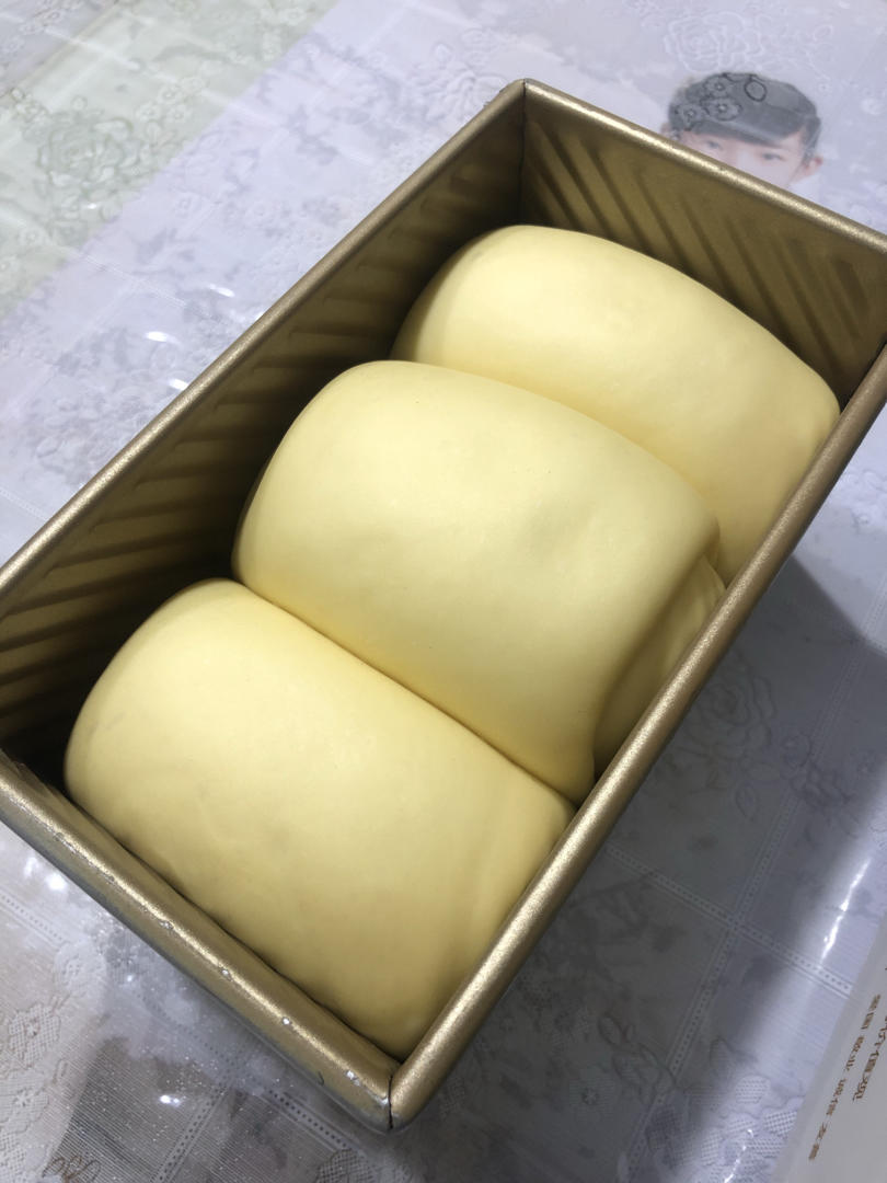 吐司，奶香手撕面包，超级香浓