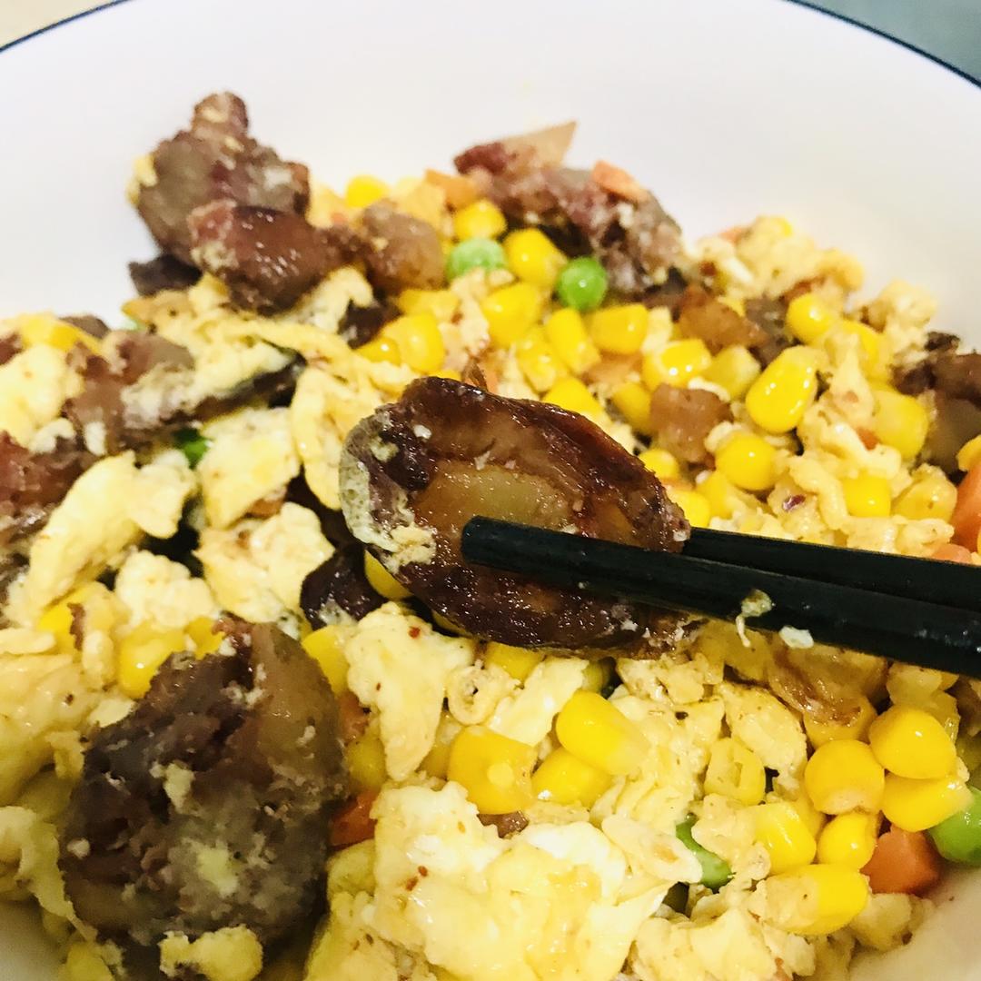 腊肠炒鸡蛋