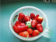 草莓菠萝双味果酱的做法 步骤7