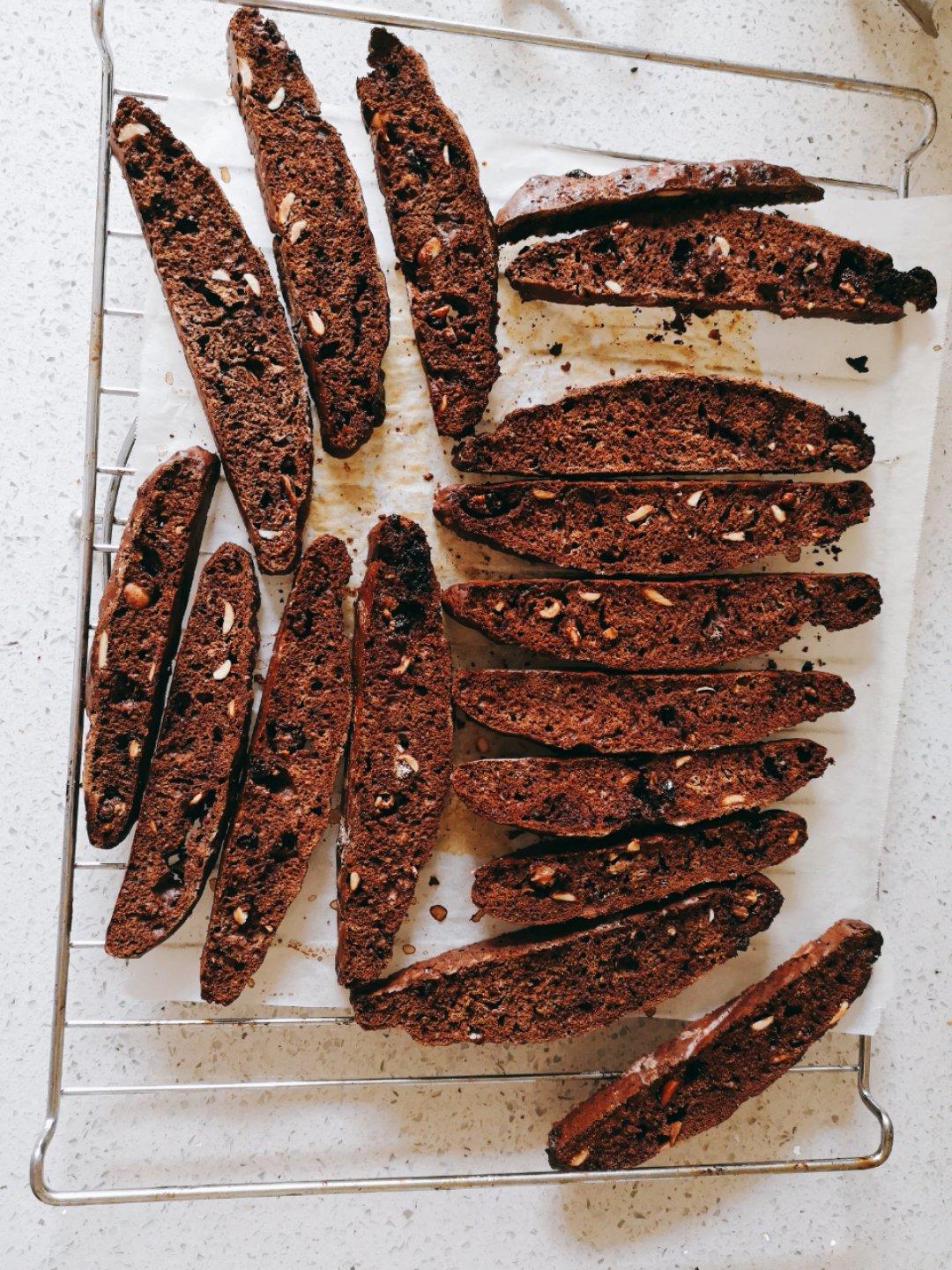 无油杏仁巧克力意式脆饼丨健康·零食（附7个意式脆饼成功要点）