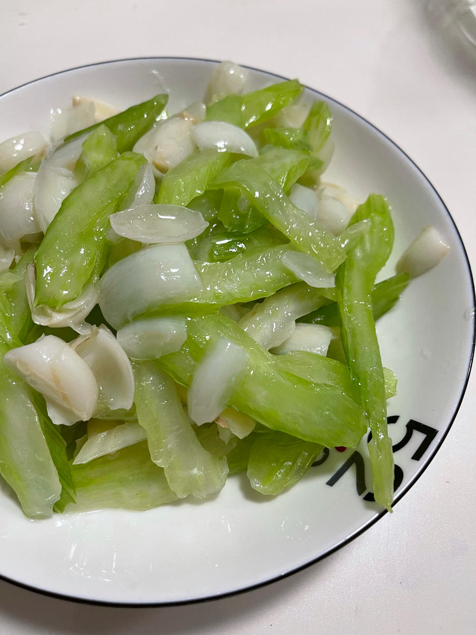 西芹炒百合怎样做到清爽又入味儿