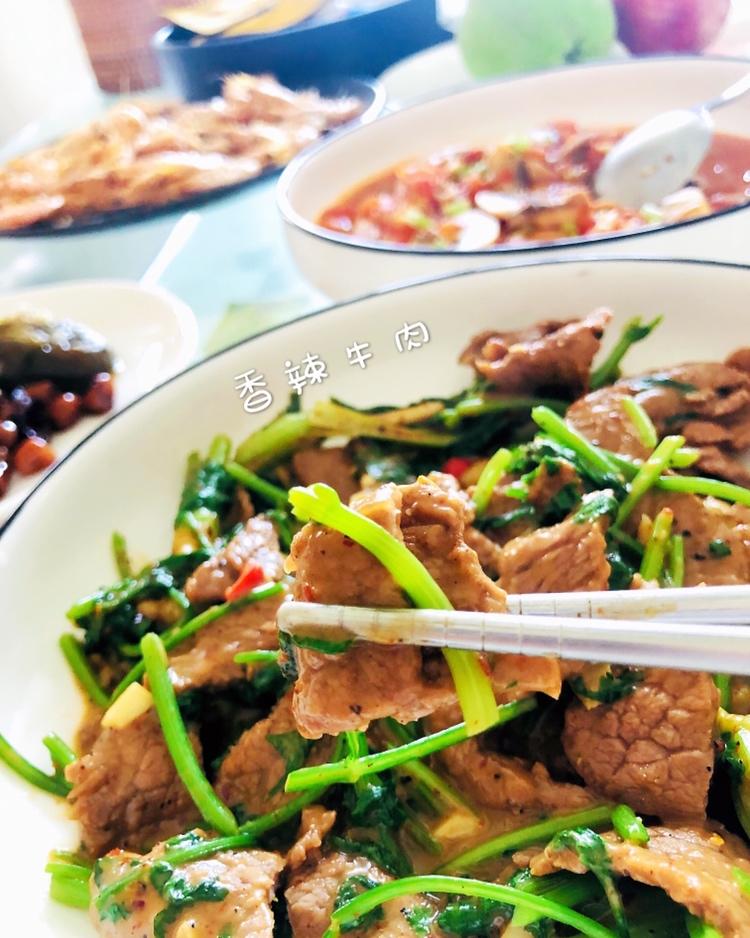 爆炒麻辣香菜牛肉