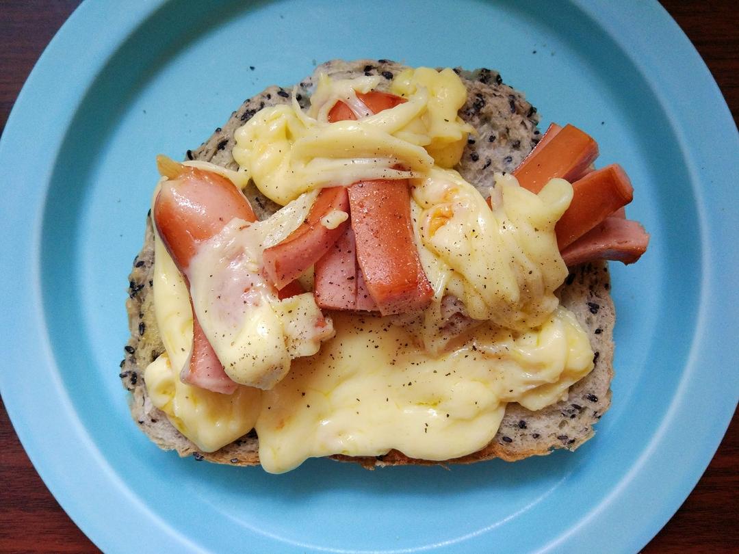 吐司这样吃--芝士八爪鱼吐司片的做法