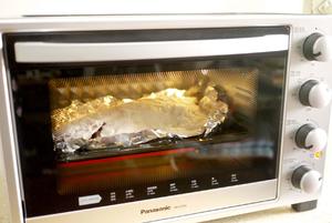 柠檬茴香百里香盐烤鱼--NB-H3200烤箱的做法 步骤10