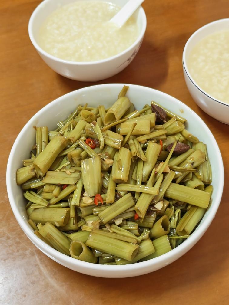 酸辣空心菜梗