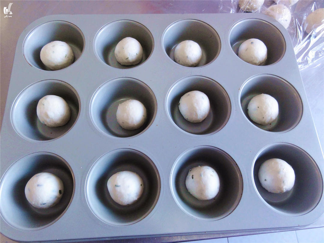 迷你土豆香葱餐包的做法 步骤7