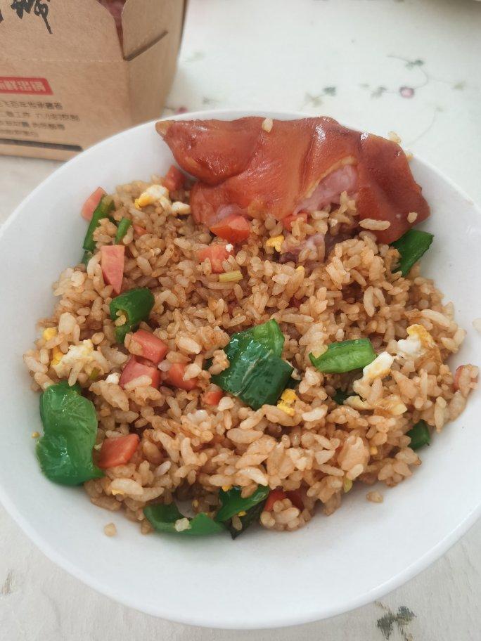 好吃到停不下来的酱油蛋炒饭