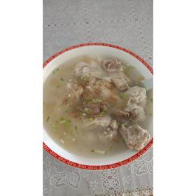 国营小吃店的鲜肉小馄饨