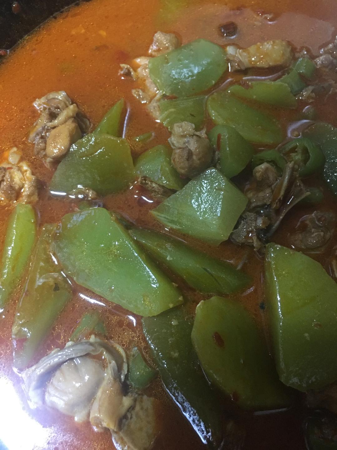 莴笋烧鸡，兔的做法