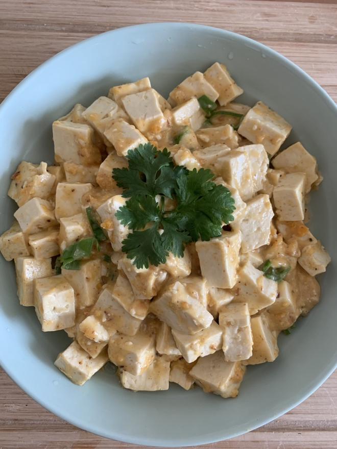 孩子喜欢的、简单易做的、好吃的－蟹黄豆腐的做法