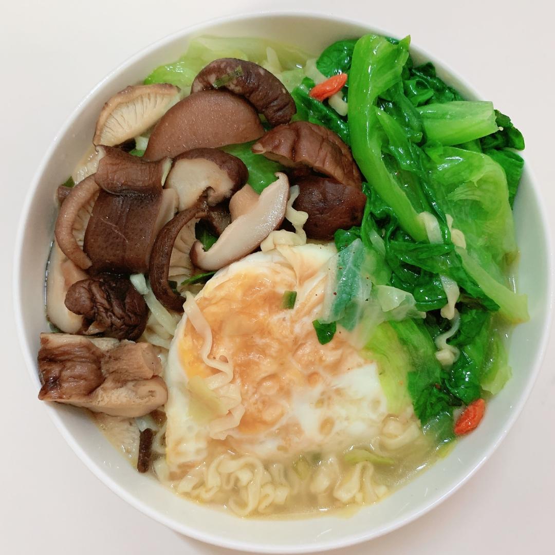 深夜里的灵魂方便面