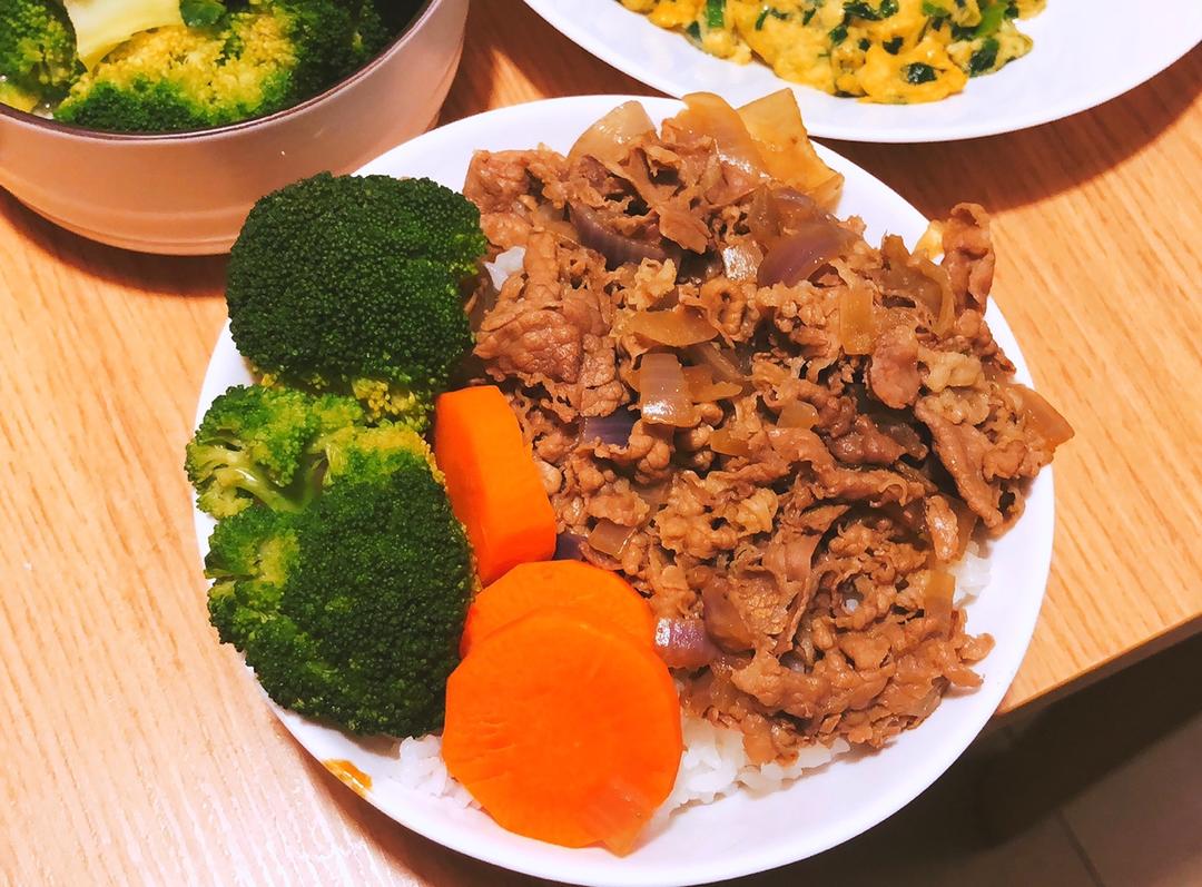 吉野家牛肉饭（牛丼）