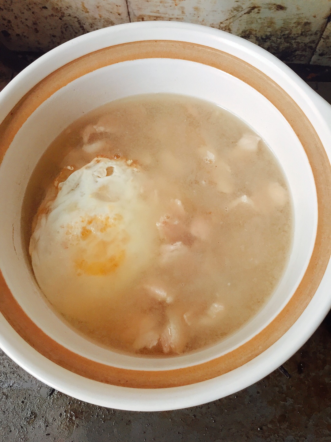 酸梅汁瘦肉煎蛋汤的做法