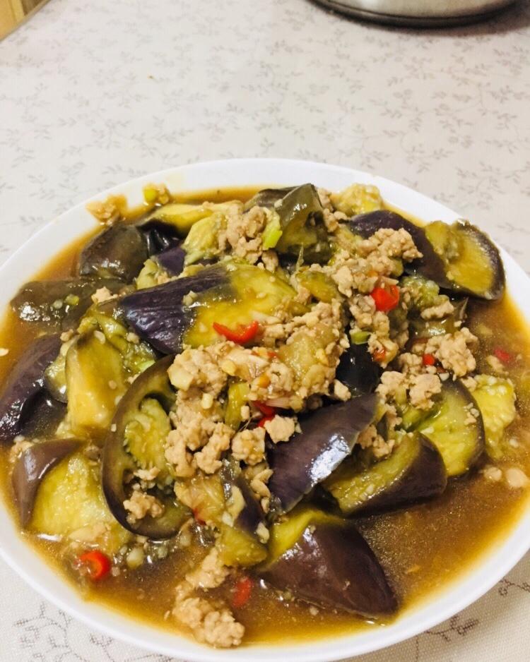 厨师长教你：“少油型鱼香茄子”的做法快收藏了