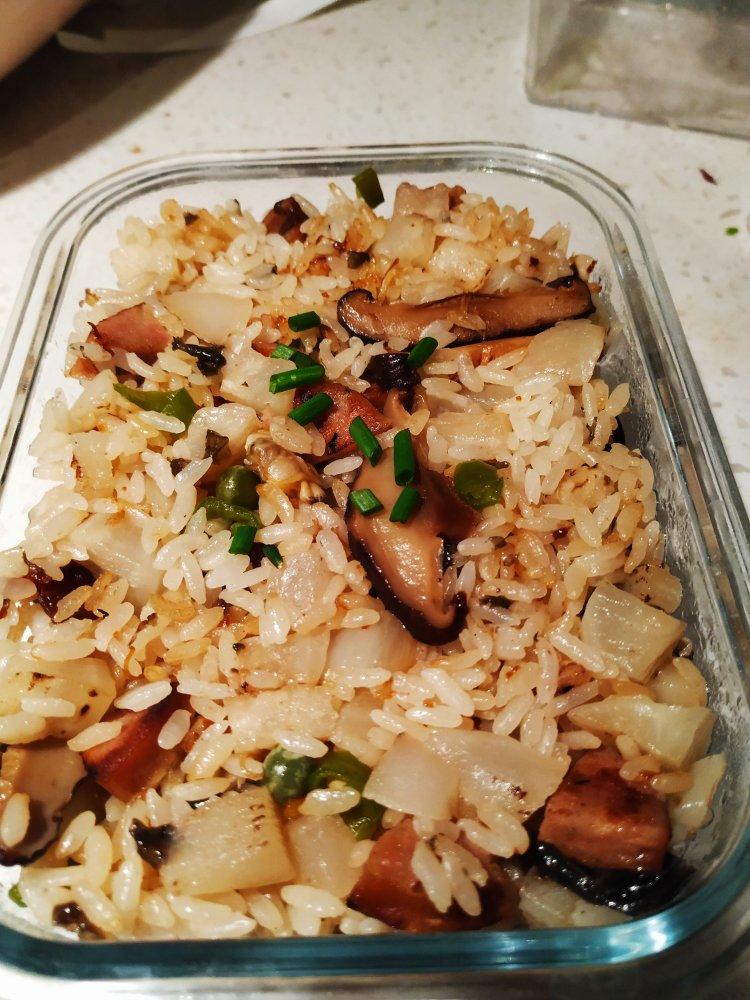 北鼎铸铁锅食谱｜腊肠萝卜饭