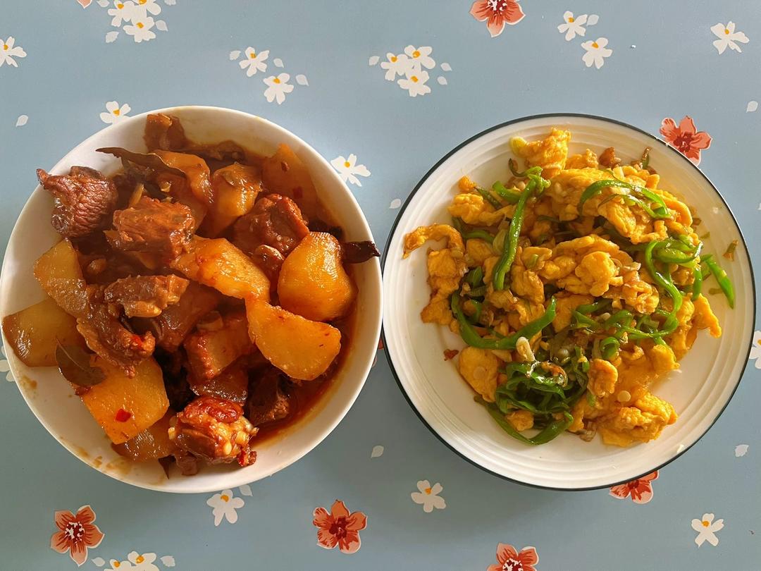厨师长教你：“青椒炒鸡蛋”的家常做法 ,非常下饭