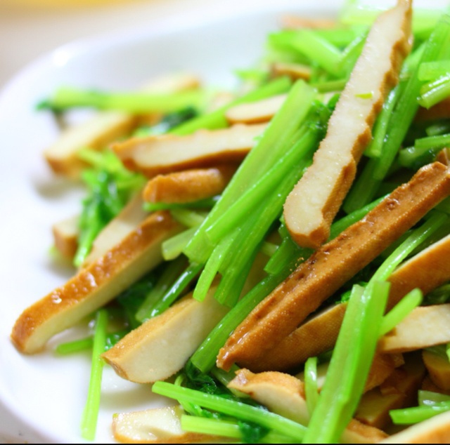 760609做的芹菜炒香干