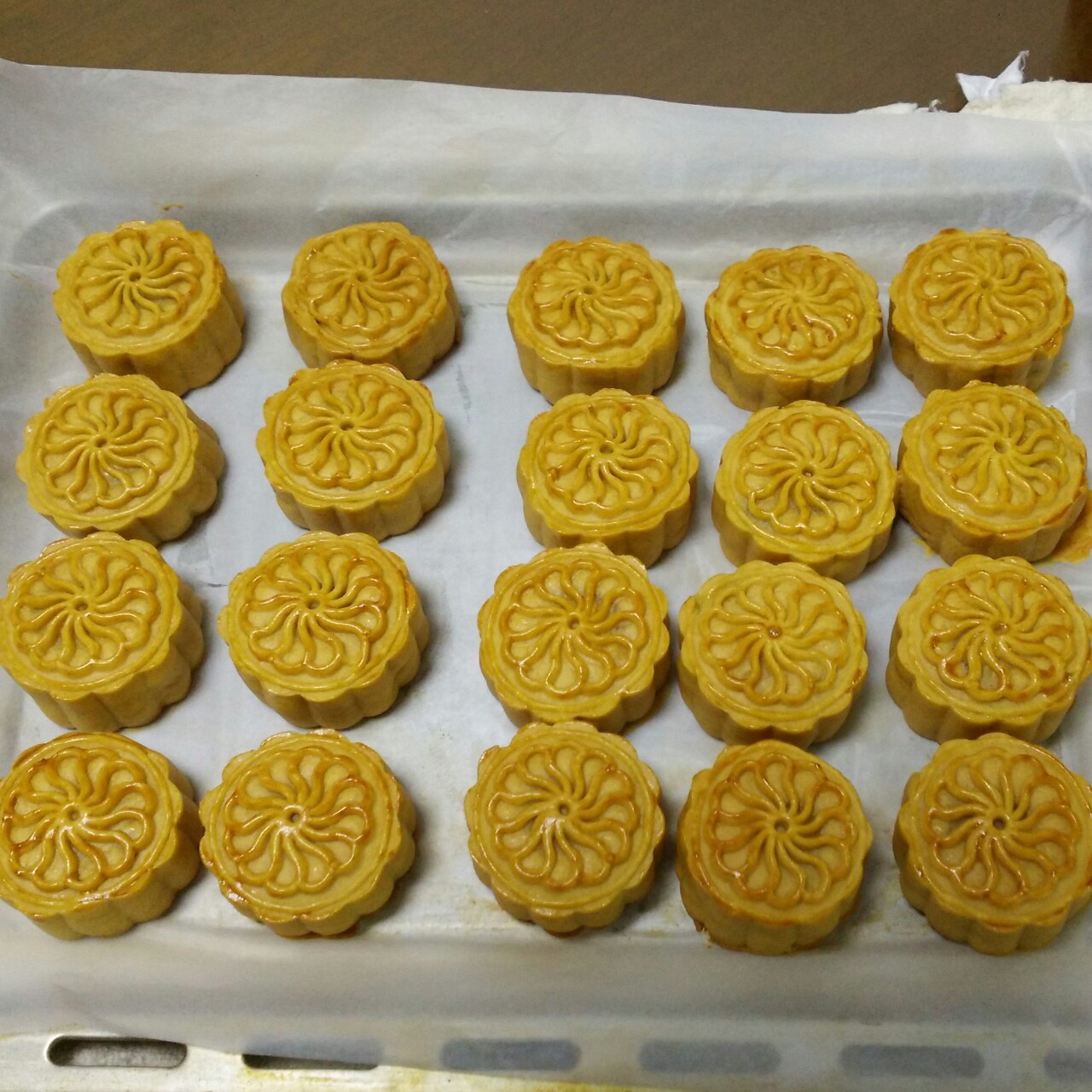 广式月饼——蛋黄莲蓉月饼