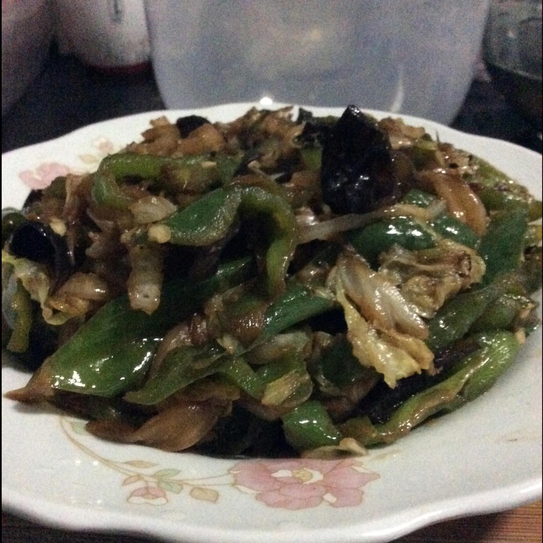 青椒木耳炒腐竹