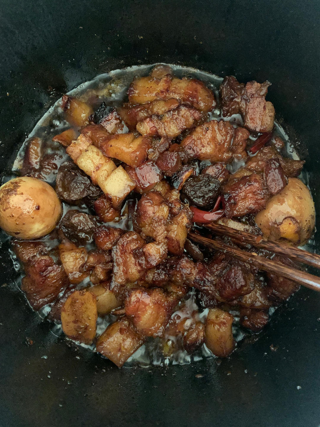 不焯水不放油的家常红烧肉