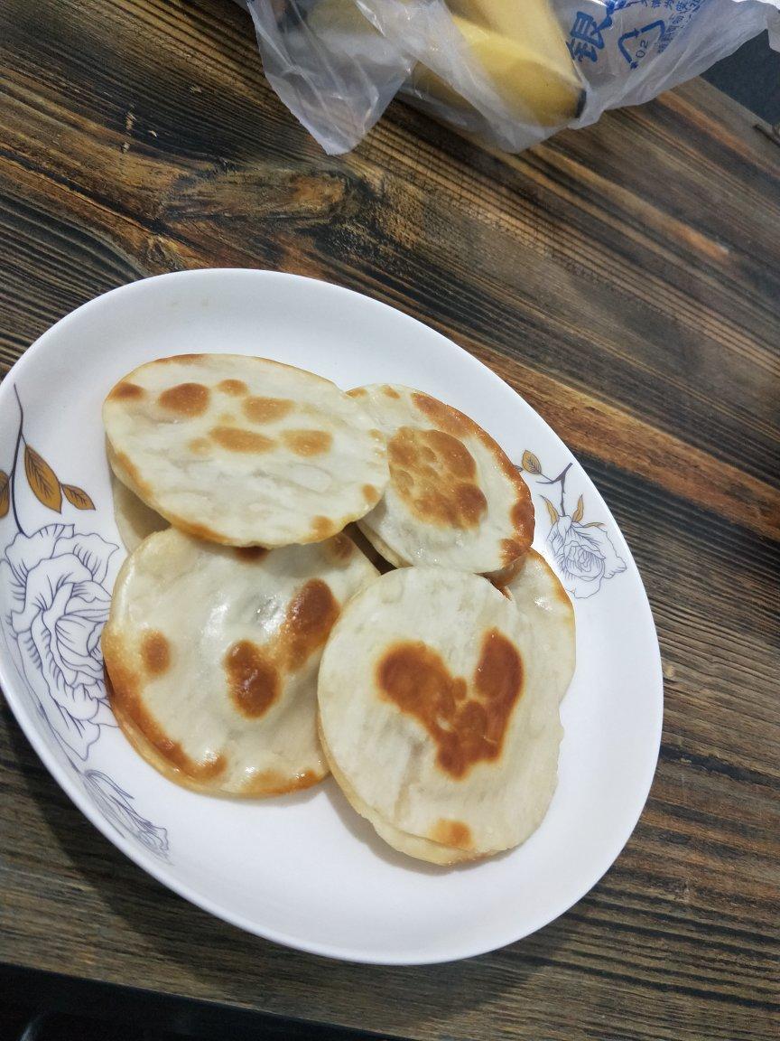 快手早餐.香蕉馅饼（市售饺子皮）