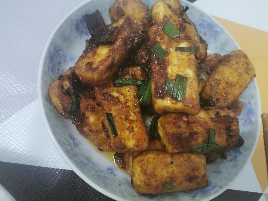简单快手无敌好吃超下饭的香煎豆腐