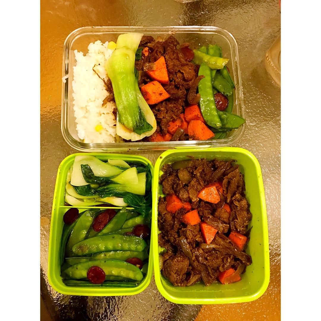 孜然洋葱炒牛肉粒